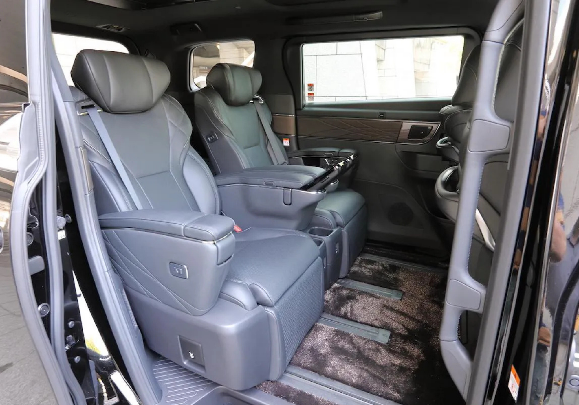 Luxury Toyota Alphard minivan